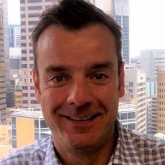 headshot for Andrew Matthews