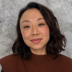 headshot for Betsy Reed