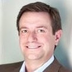 headshot for Christopher Mach