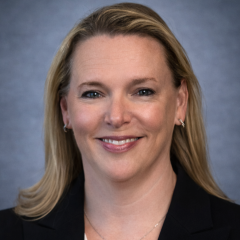 headshot for Eileen Clifford