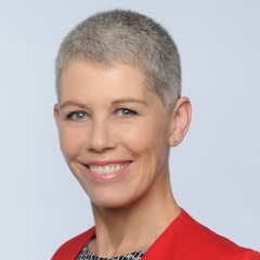 headshot for Deb Noller