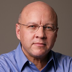headshot for David Bartlett