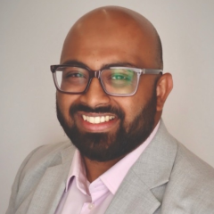 headshot for Syed Husseni