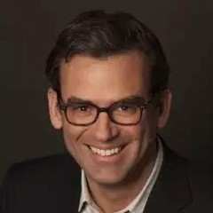 headshot for Jamie James