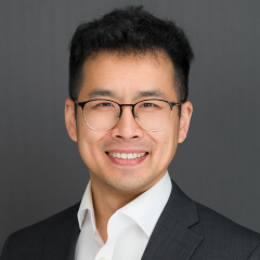 headshot for Henry Lo
