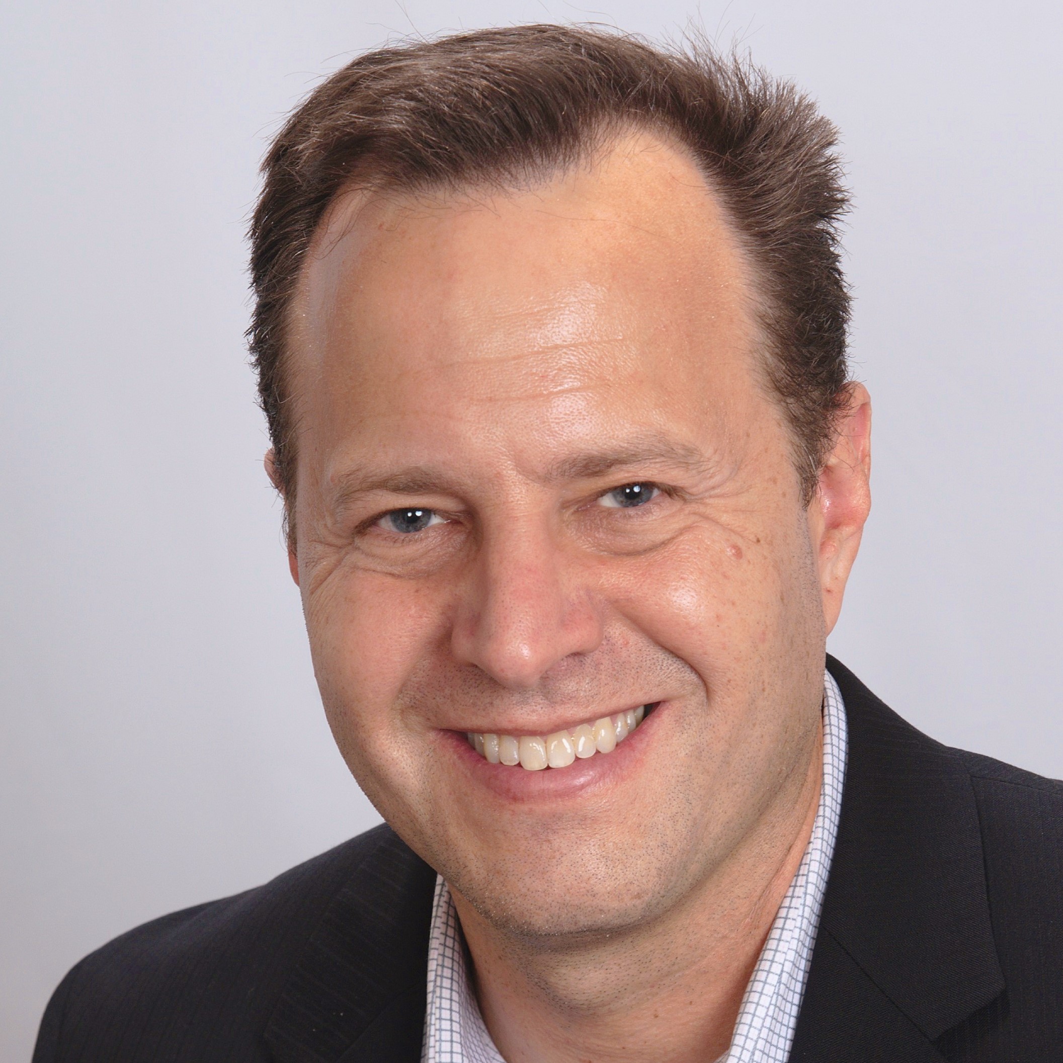 headshot for Josh Malinoff