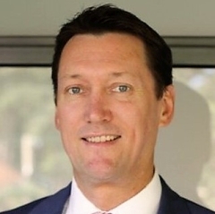 headshot for Mark Hansen