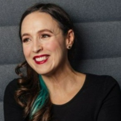 headshot for Sara Neff