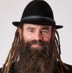 headshot for Gabriel Silverstein