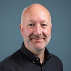 headshot for Andrew Targell