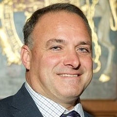 headshot for Ted Maulucci