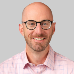 headshot for Jay Wratten